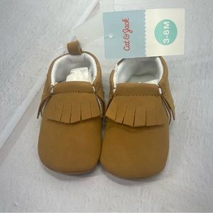 NWT Baby Classic Brown Moccasins 3-6‎ Months